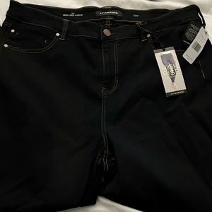NWT LIIVERPOOL HIGH RISE ANKLE SKINNY JEANS